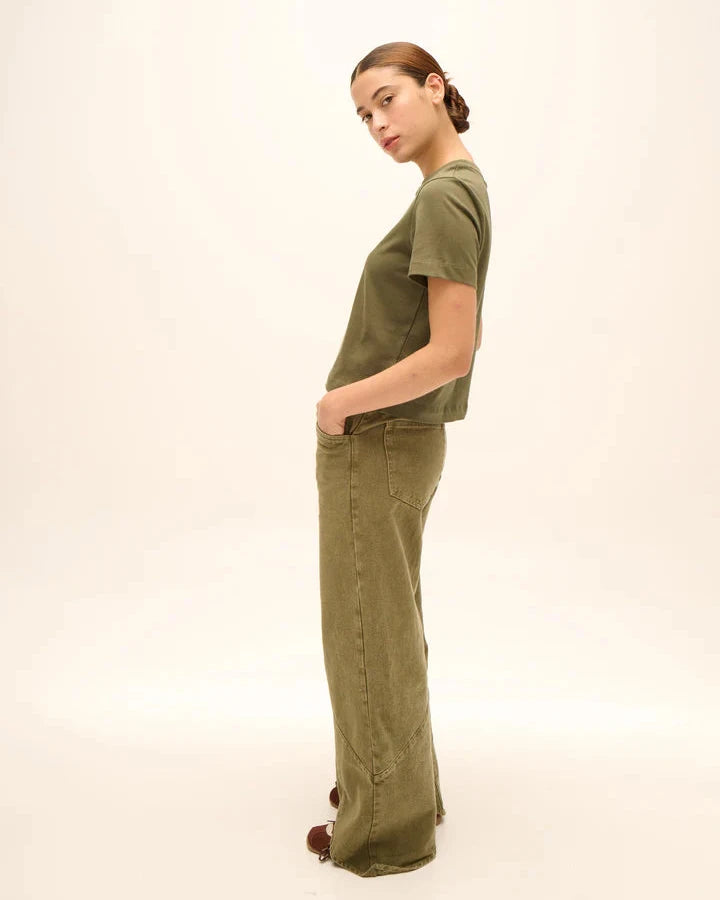 THE WEEKENDER JEAN IN WASHED GREEN