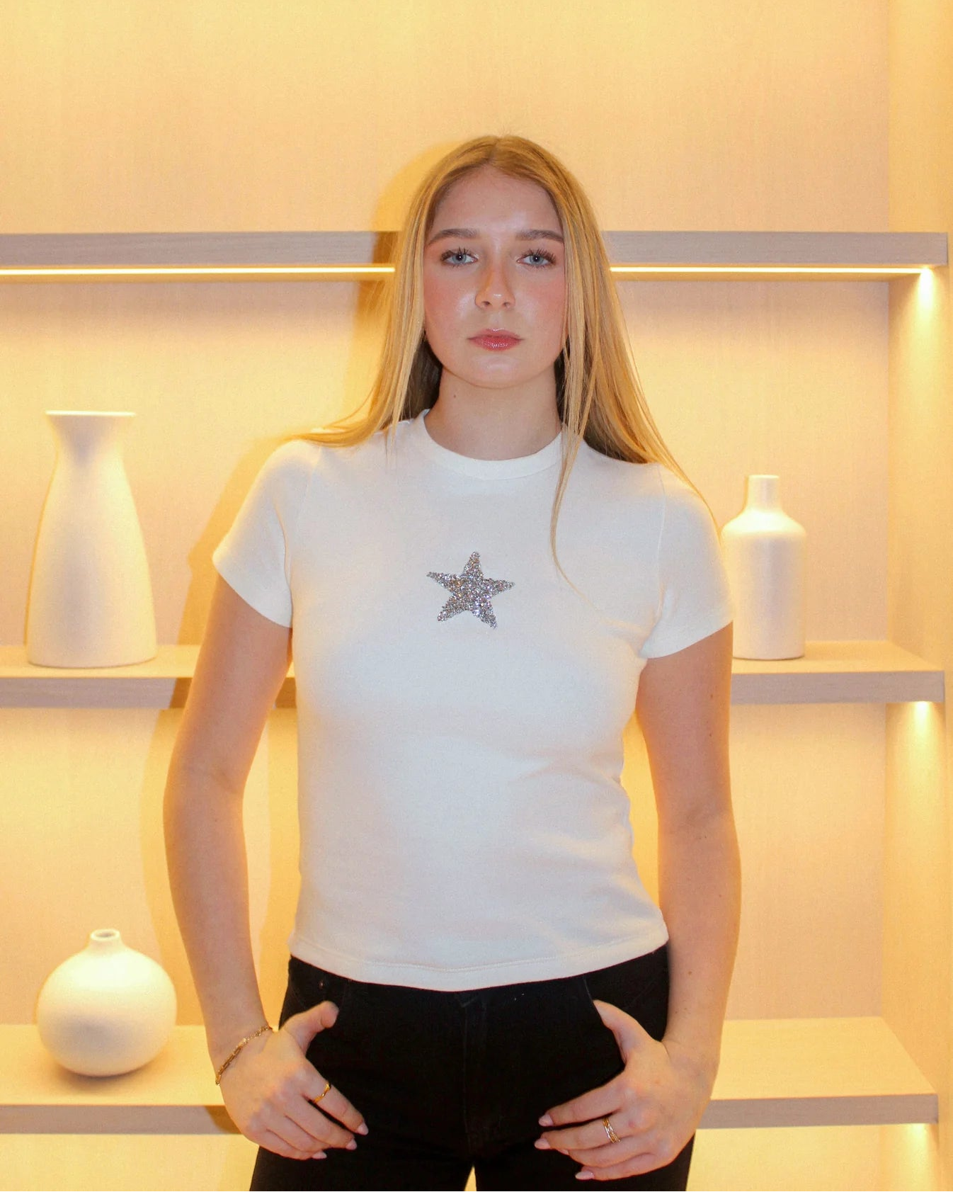 WHITE STAR TEE