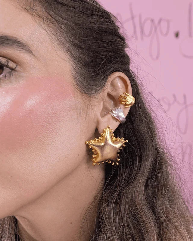 EARCUFF MANO ROJO