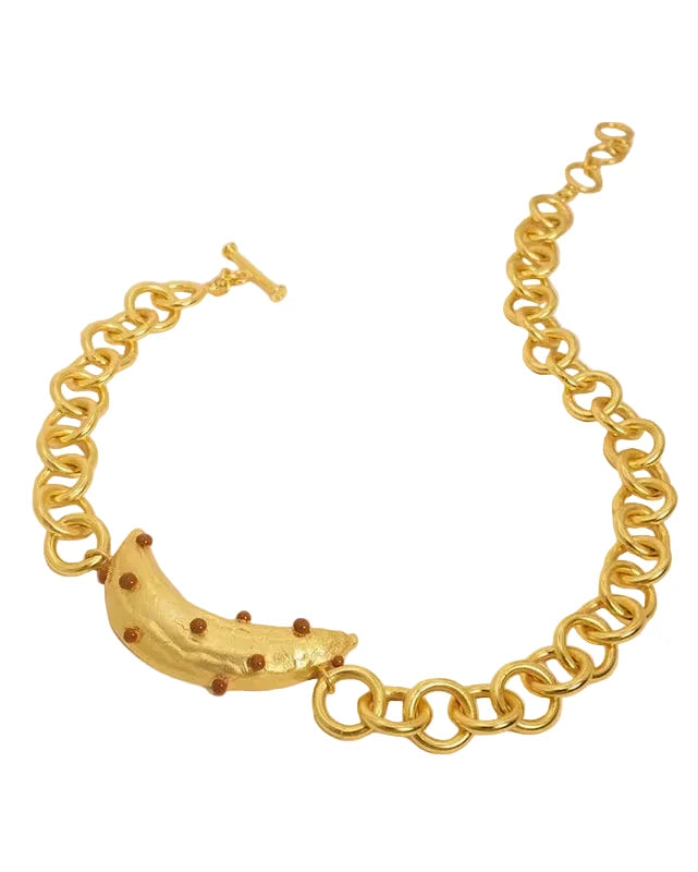 BANANA CHOCKER