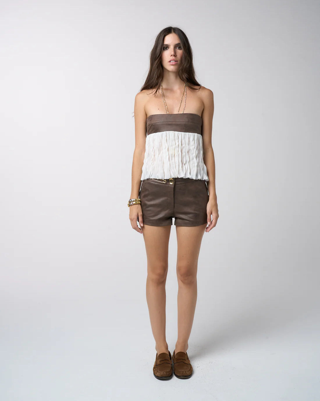 SHORT DISTRESSED