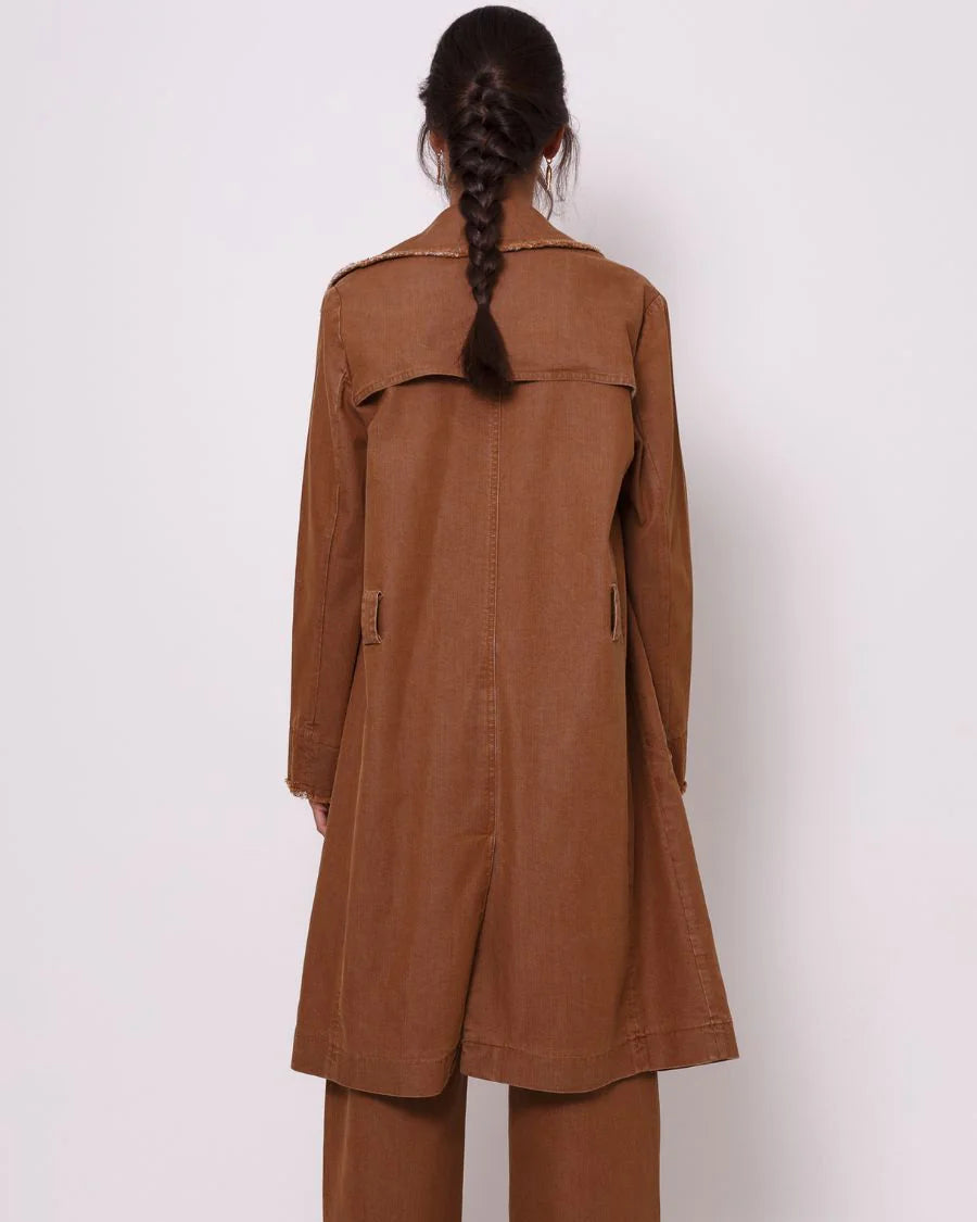 TRENCH COAT